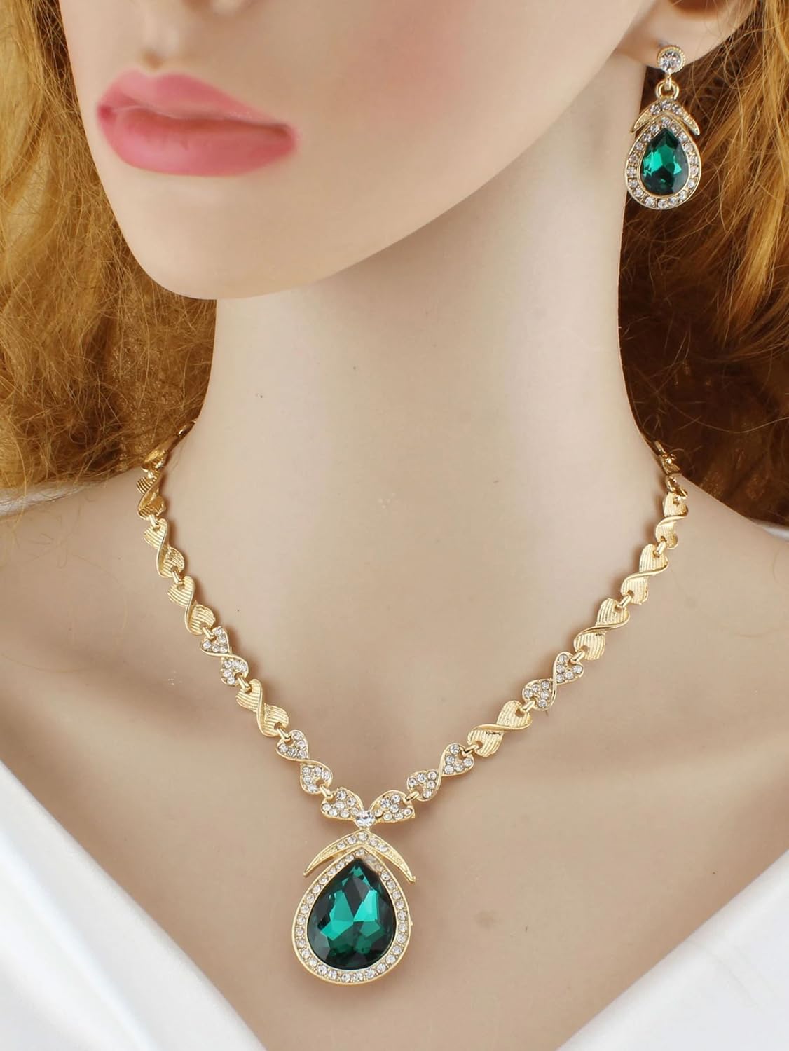 Latest Stylish Design Fancy Crystal Necklace Jewellery Set for Women